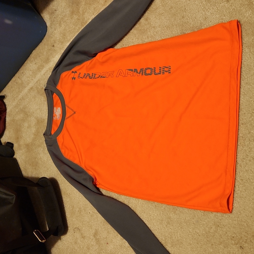 YXL Under Armour Shirt